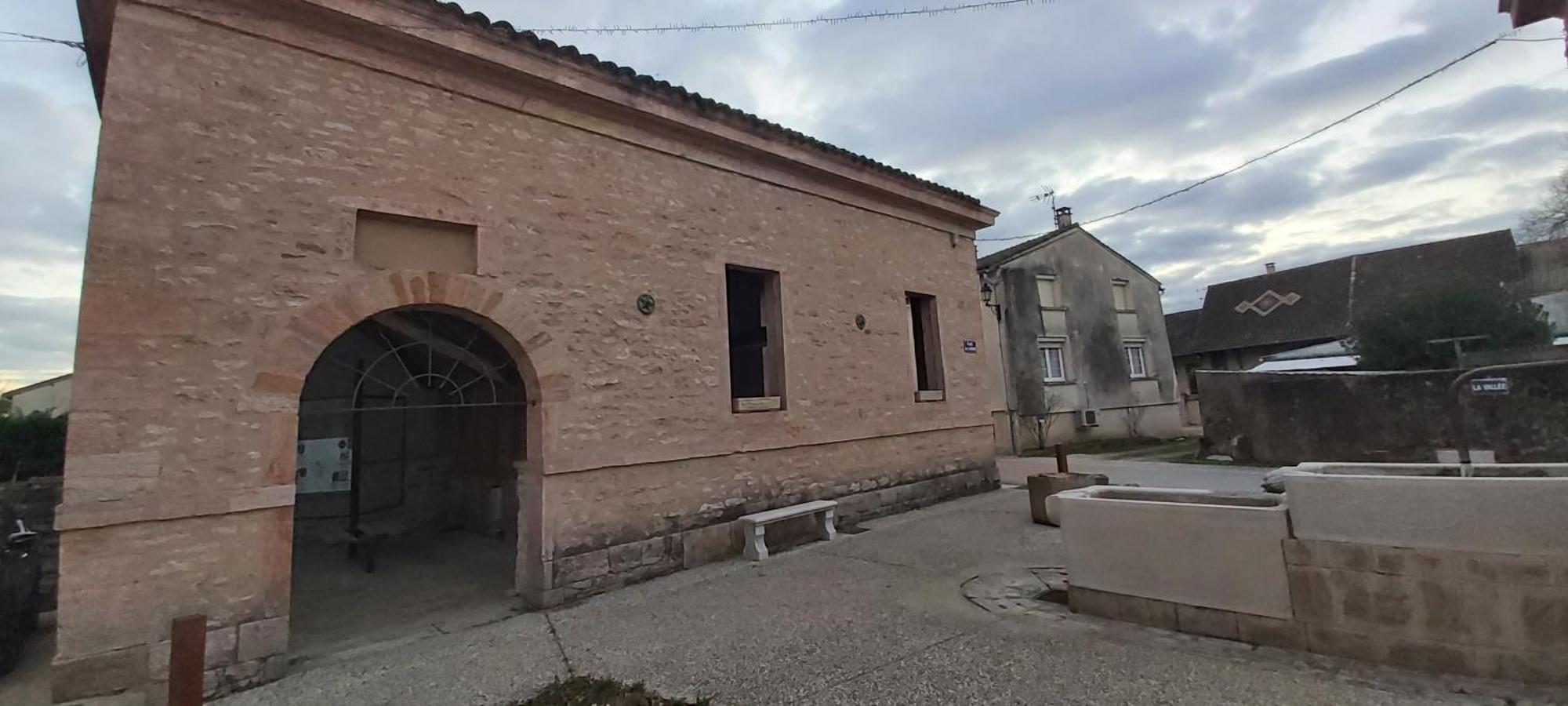 Le Gite Et Puits C'Est Tout Préty Rom bilde